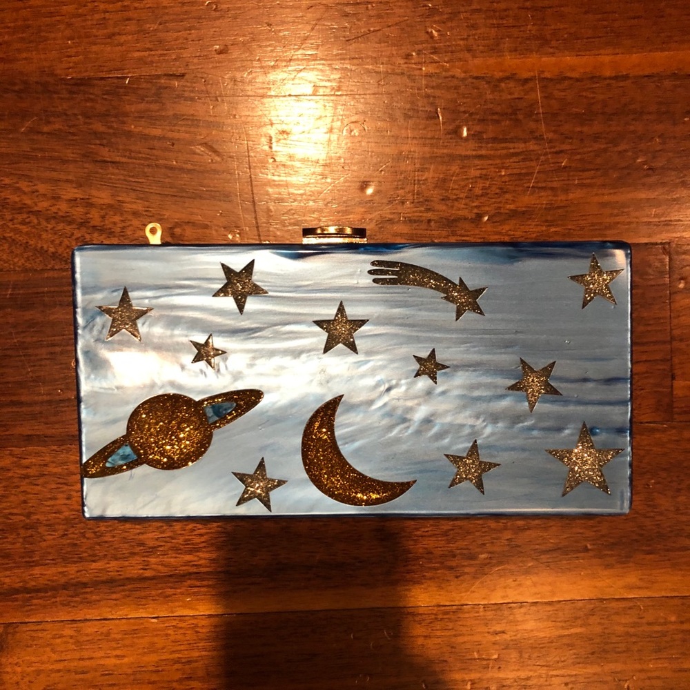 Resin Clitch